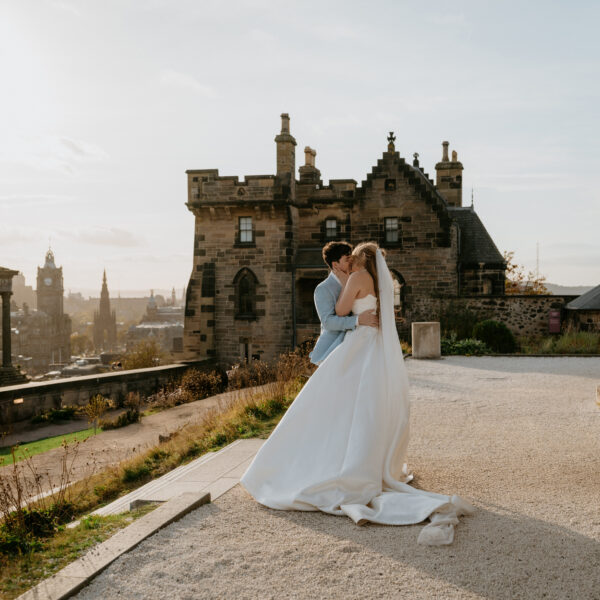 wedding photos historic venue scotland